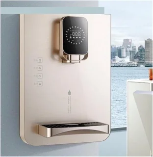 Heetwaterdispenser goud