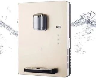 Kokend water dispenser goud