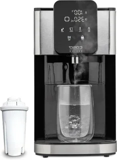 Zwarte heetwater dispenser