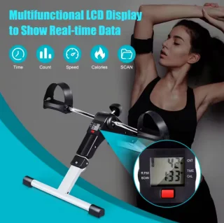 Mini fiets home trainer - Beentrainer - Fietsen - Thuis sporten - Fietsbewegingstrainer - Goed de zomer door - Stoelfiets - Stoelfietsen - Mini hometrainer - Bike Bureaufiets - Zwart