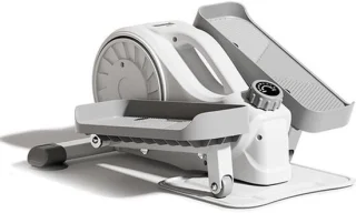 Crosstrainer onder het bureau met draaggreep
