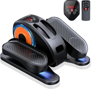 Elliptische trainer onder het bureau