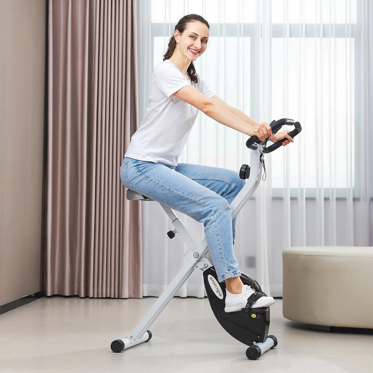 Wat vinden we goed aan de Opvouwbare hometrainer met hartslagsensor en magnetische weerstand