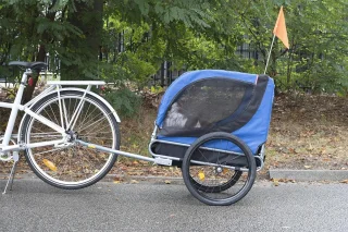 Opvouwbare Hondenfietskar met Reflectoren en Regenhoes - Fietsaanhanger voor Honden tot 40 KG
