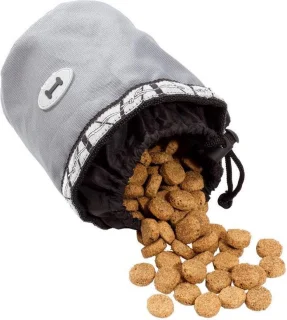 Wat vinden we goed aan de Ferplast Hondenvoederzak 13x12 cm