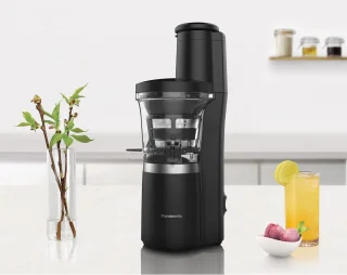 Panasonic MJ-L 700 KXE - Slowjuicer - Mat zwart