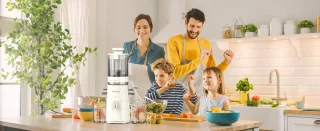 Zasmira Slow Juicer Sapcentrifuge -Sapcentrifuges met grote invoergoot - Powerful Slow Juicer with Pulp Seperation - 99.6% Juice Purity - 1,5L capaciteit, eenvoudig schoon te maken, eenvoudig te installeren - White