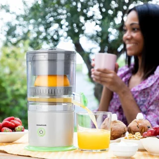 Oplaadbare elektrische sinaasappelpers 250 ml Luchtdichte antidruppeldop Elektrische sapcentrifuge Snelheid 22000 toeren per minuut Automatische uitschakeling - snel citruspersapparaat - makkelijk schoon te maken. sapcentrifuge groenten en fruit