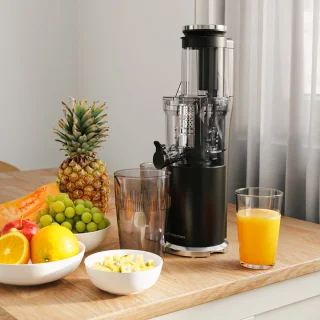 KitchenBrothers Slowjuicer Verticaal 80 mm Zwart