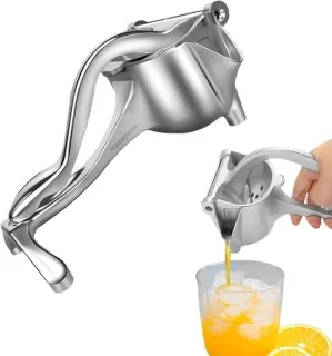 Compacte kracht: Namajunas handmatige citruspers