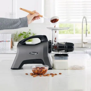 Omega MM1500 Grijs Slowjuicer Anthony William