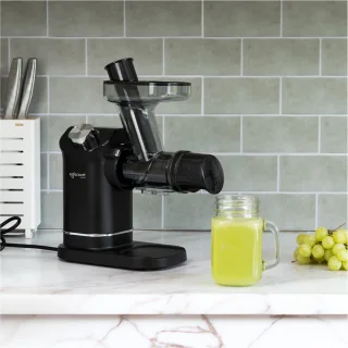 Safecourt Kitchen Slowjuicer 700ml Zwart