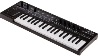 Arturia KeyStep Pro Chroma MIDI keyboard controller