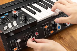 Korg miniKORG 700Sm Synthesizer