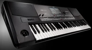 Korg PA600 Workstation