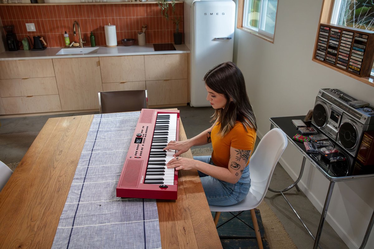 Roland GO:KEYS 3 Dark Red Keyboard 61 toetsen