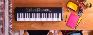 Yamaha PSR-F52 Keyboard