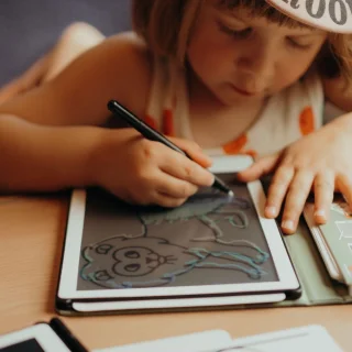 BEAU by Bo Kidywolf Kidydraw Mini Tekenboek met LCD-scherm Galaxy + Refill Dieren & Oceanen en Piraten