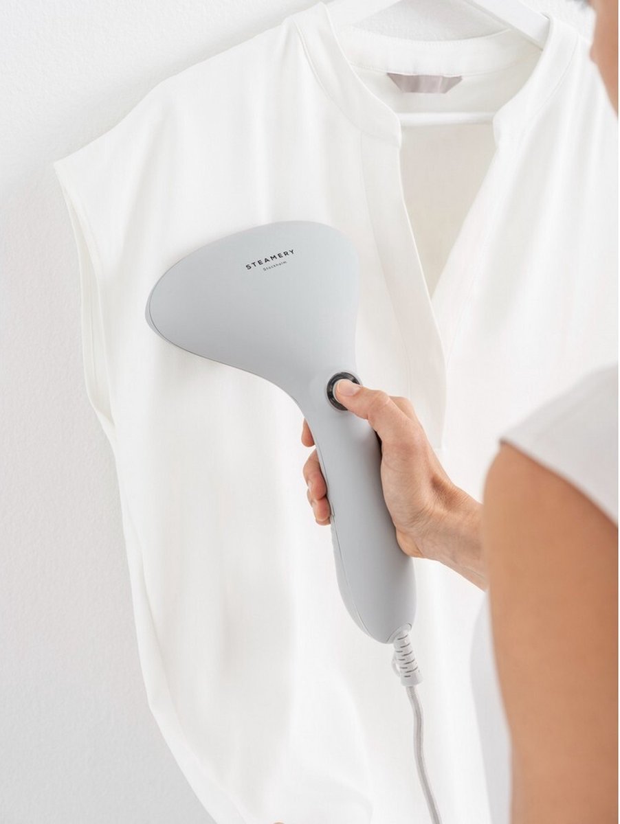 Cirrus No.2 Travel Steamer grijs