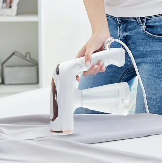 Luxe Kledingstomer Handstomer