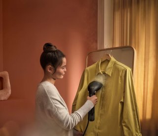 Philips 7000 Series STH7060/80 Kledingstomer Zwart