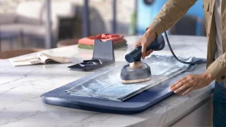 Wat vinden we goed aan de Philips OneTurn 2-in-1 hybride strijkijzer & stomer