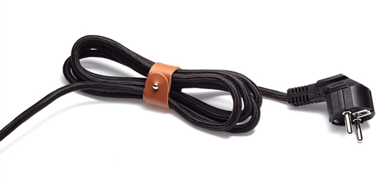 Steamery Cirrus No. 2 Kledingstomer Mat Zwart