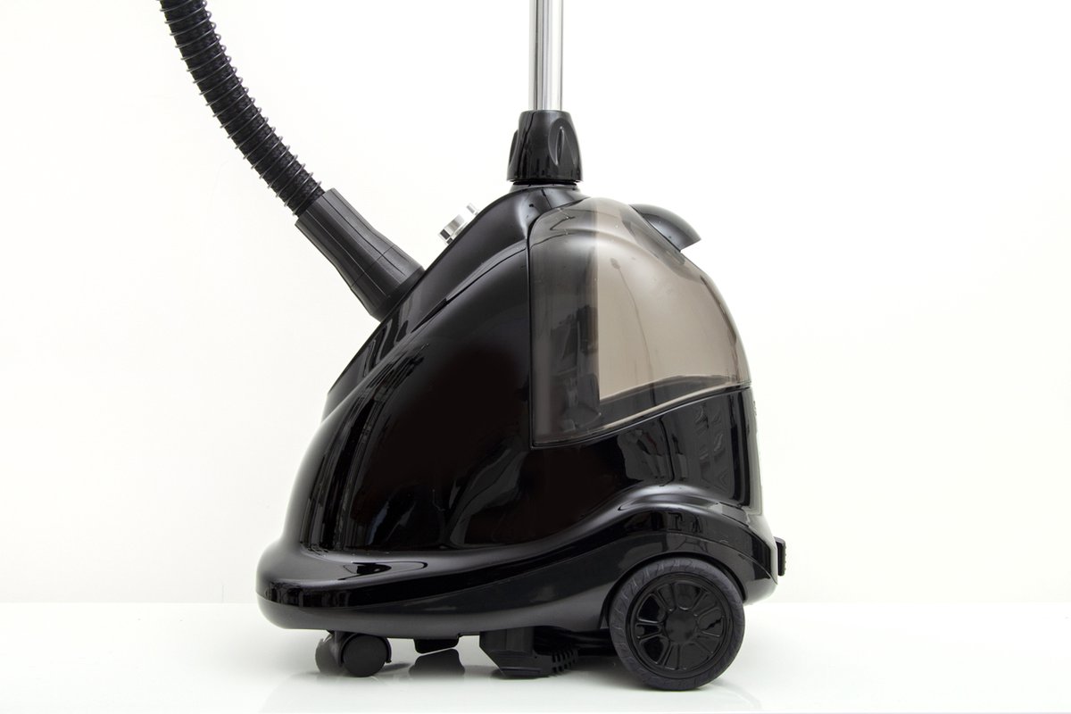 SteamOne 2200PRO Kledingstomer Zwart