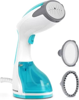 Stoomstrijkijzer en kledingstomer blauw