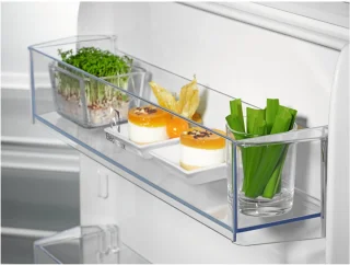 Electrolux LNS5LE18S | Koel-vriescombinatie | Inbouw | 271 liter | ColdSense | LowFrost