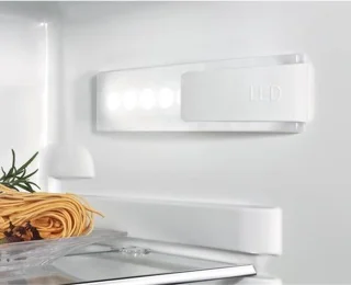 AEG SKE818F1DS Inbouwkoelkast 310L Wit