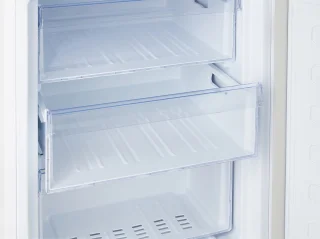 Beko BCSA283E4SN Inbouw koel-vriescombinatie 271L
