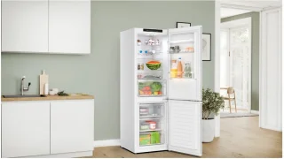 Bosch Serie 4 KGN362WDF Koel-vriescombinatie wit