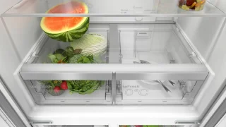 Bosch Serie 4 KMC85LBEA vrijstaande multideur koelkast zwart