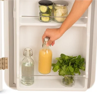 CREATE RETRO FRIDGE Koel- en vriescombinatie 107L Gebroken wit