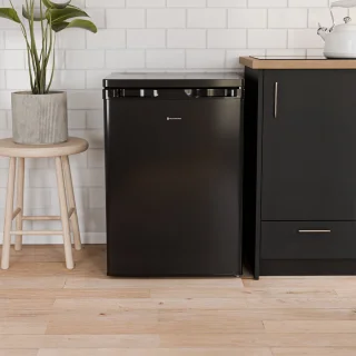 KitchenBrothers Koelkast 127L Tafelmodel Zwart