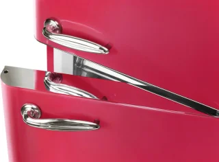 Schneider SCDD208VHAW koel-vriescombinatie vrijstaand 211L roze