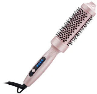 Salonwaardige look thuis: snelle styling met de 38 mm verwarmde ronde borstel