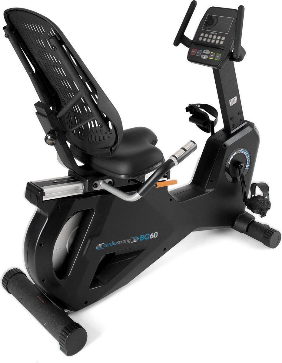 cardiostrong BC60 wattagegestuurde ligfiets