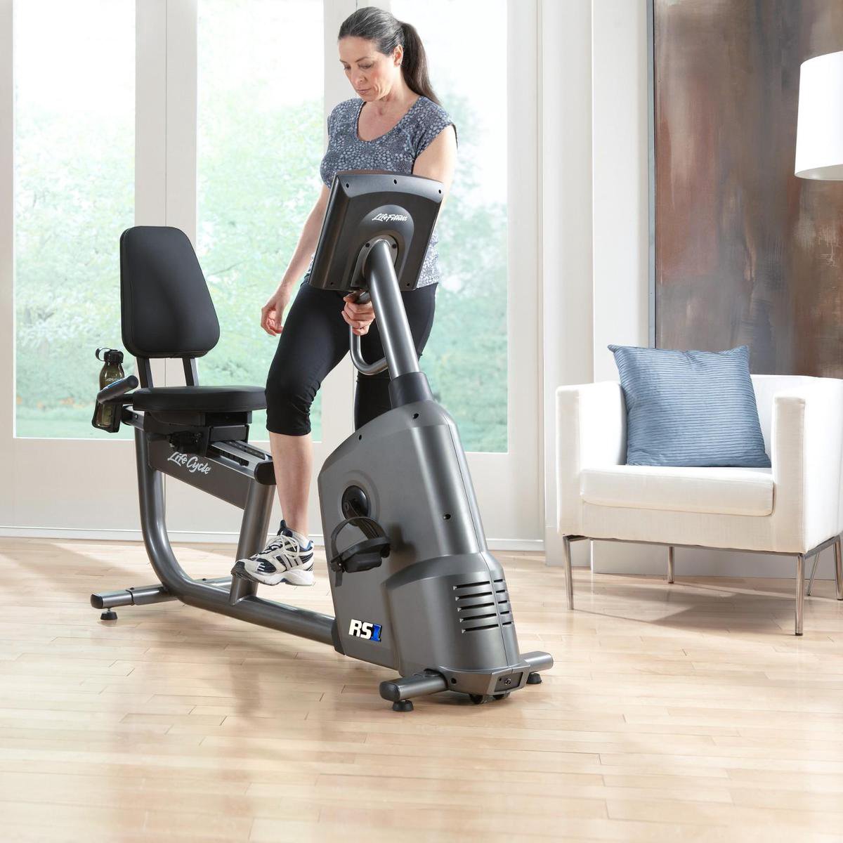 Wat vinden we goed aan de Life Fitness RS1 Track Connect ligfiets fitnessapparaat