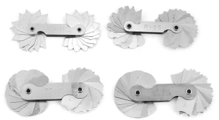 Radius Gauge Set, 4 stks Rvs Radius Fillet Gauge, R0.3-1.5 / R1-6.5 / R7-14.5 / R15-25 Externe Interne Draagbare Concave Convex Meetinstrument