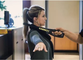 Garrett Superwand visitatiedetector handscanner