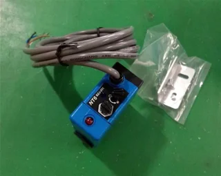 Kleurmarkeringssensor - foto-elektrisch oog - zwart
