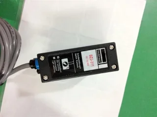 Kleurmarkeringssensor - foto-elektrisch oog - zwart