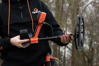 Quest V60 Metaaldetector
