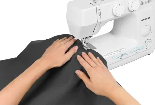 Medion MD18205 - Naaimachine - Vrije-arm - 60 steekpatronen - Uitgebreide accessoires - Wit