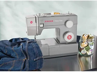 Robuuste Naaimachine met Verlengtafel voor Heavy Duty Gebruik