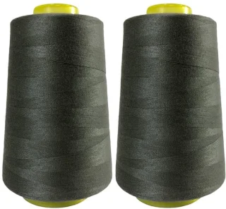 2 polyester naaigarenspoelen, 4500 m, groen 3075-5000y