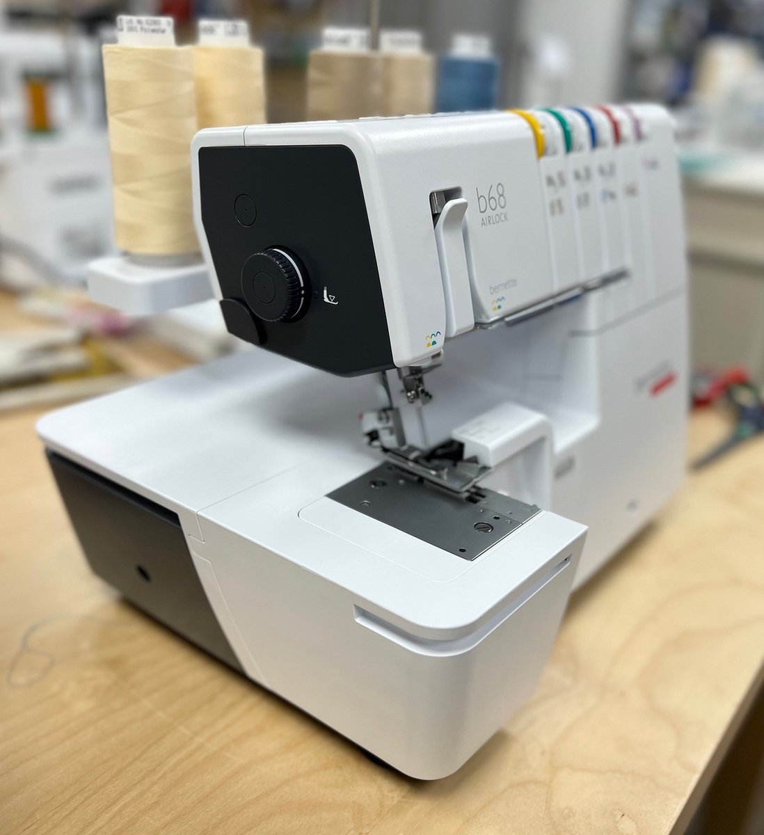 Bernette Airlock B68 naaimachine