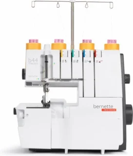 Bernette B44 lockmachine